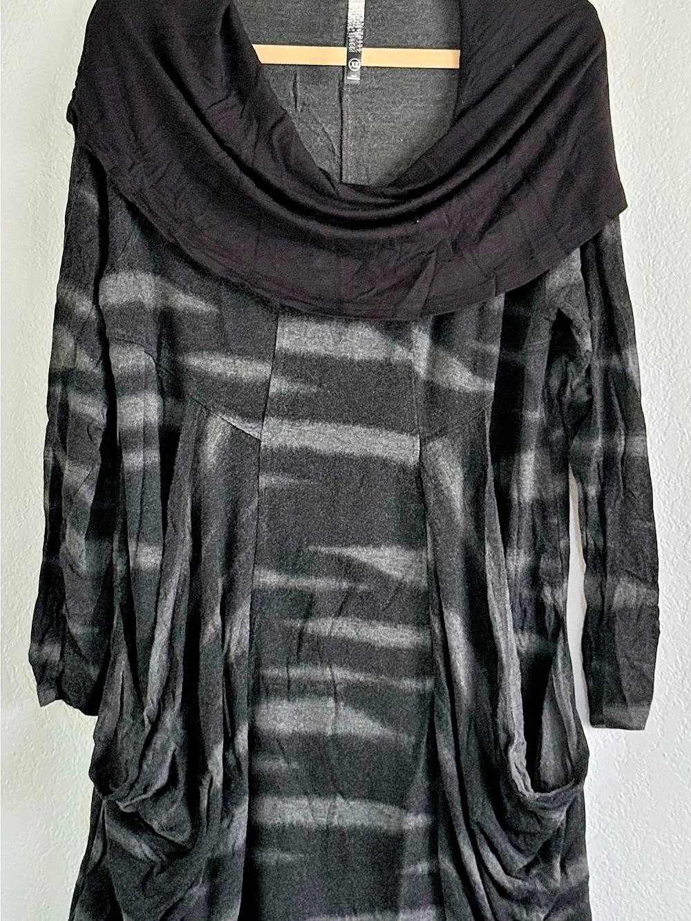 Kensie Abstract Cowl Neck Mini Dress in Black & Gray Wide Pockets Size XL